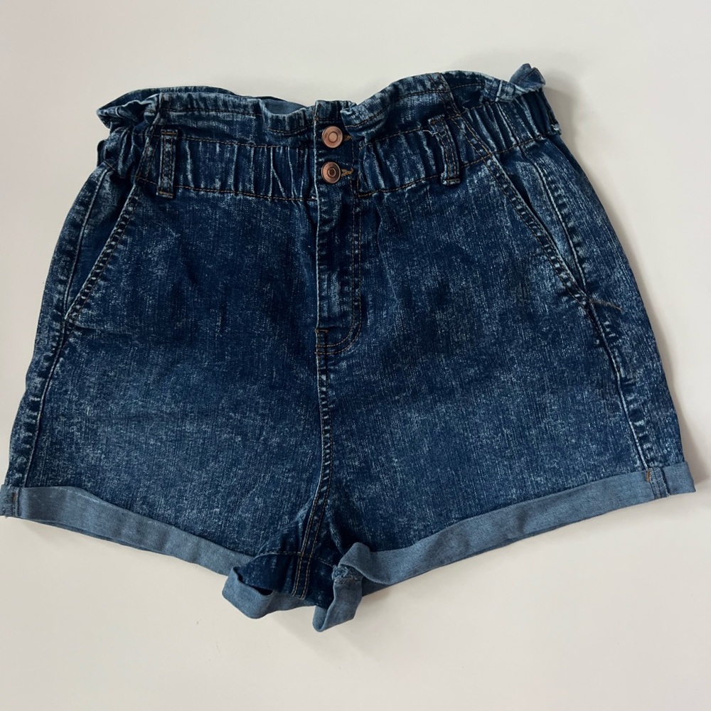 Women’s Medium  Blue Jean Denim Stretchy Paperbag Shorts By No Boundaries